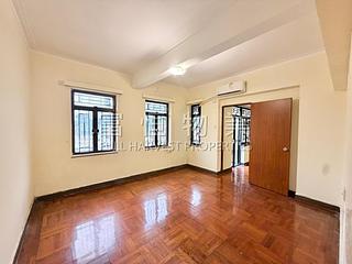 Happy Valley - 11-15, Briar Avenue 08