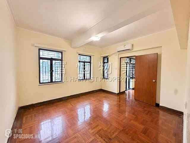 Happy Valley - 11-15, Briar Avenue 08