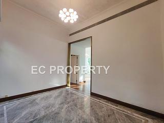 Repulse Bay - 110, Repulse Bay Road 11