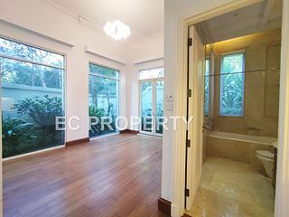 Repulse Bay - 110, Repulse Bay Road 15