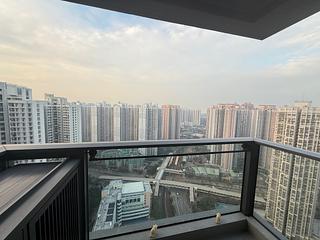 Tin Shui Wai - Yoho West Phase 1 Tower 3B 02