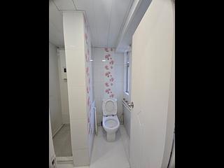 Wan Chai - Tonnochy Towers Block B 06