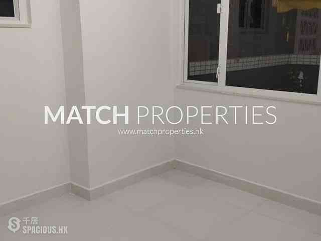 Sheung Wan - Wah Koon Building 03