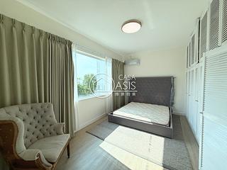 Shouson Hill - Pak Villa Block 41A-41B, Shouson Hill Road 13
