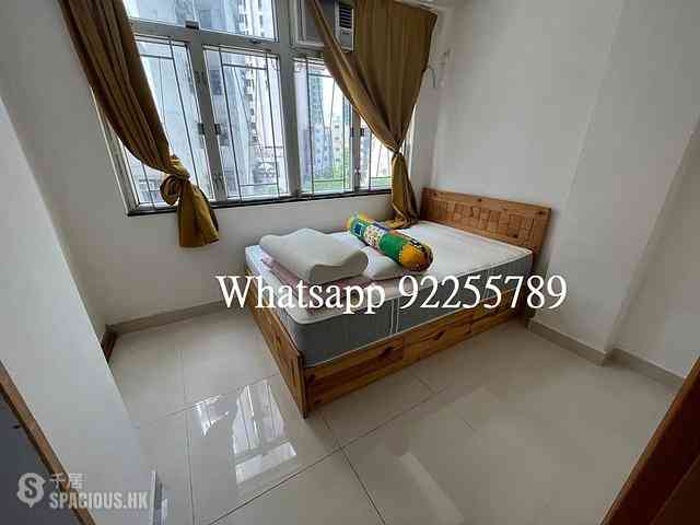 Sai Ying Pun - 192-194, Queen's Road West 03
