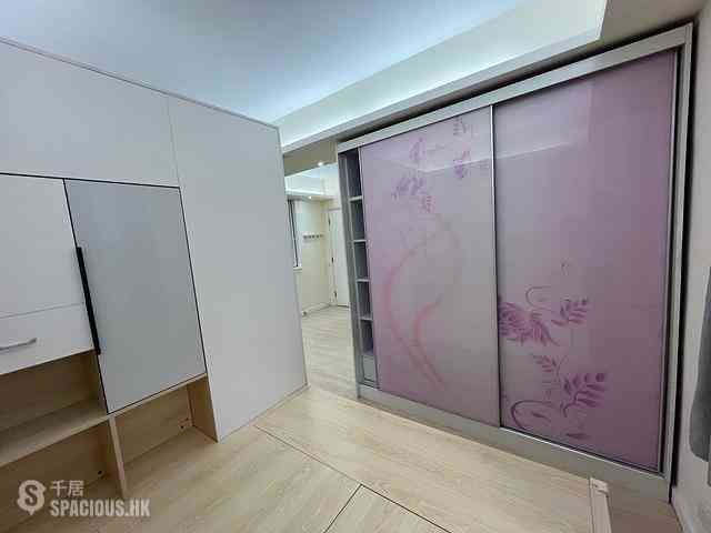 Wan Chai - Luen Fat Mansion 05