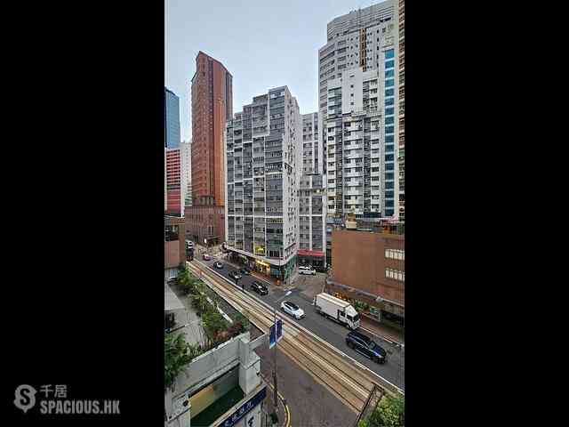 Wan Chai - Luen Fat Mansion 10