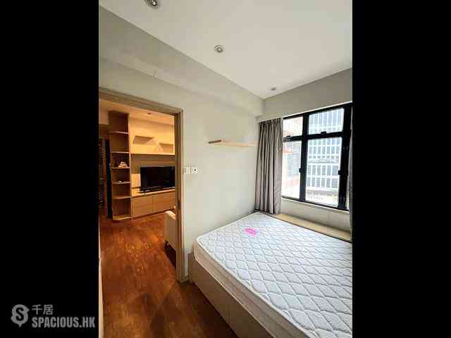 Causeway Bay - Lok Sing Centre 01