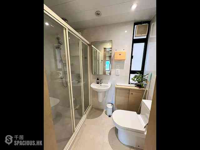 Causeway Bay - Lok Sing Centre 05