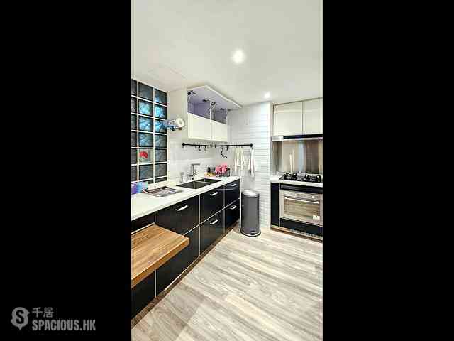 Causeway Bay - Paterson Building 04