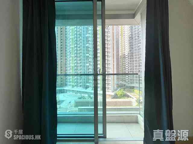 Tseung Kwan O - Savannah Block 2A 04