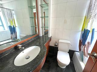 Tung Chung - Tung Chung Crescent 11