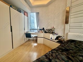 West Kowloon - The Cullinan (Tower 21 Zone 2 Luna Sky) 04