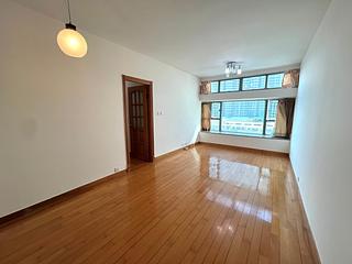 Tung Chung - Tung Chung Crescent 02