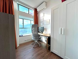 Tung Chung - Tung Chung Crescent 04