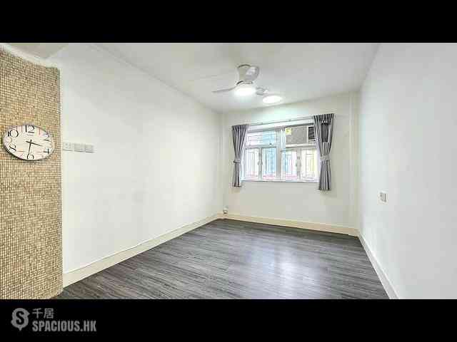 Causeway Bay - Kwong On Building 02