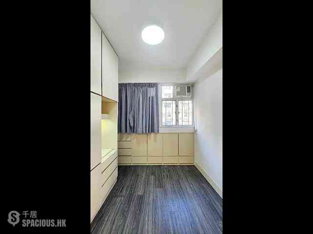 Causeway Bay - Kwong On Building 05
