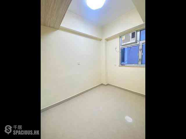 Causeway Bay - Tang Fai Building 04