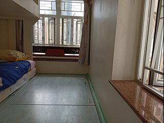 North Point - Tung Po Building 04