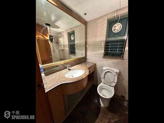 Tai Kok Tsui - Park Avenue Phase 1 Block 7 03
