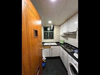 Tai Kok Tsui - Park Avenue Phase 1 Block 7 06