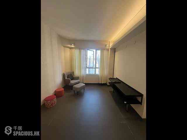 Sai Ying Pun - Yuk Ming Towers 01