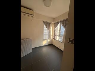 Sai Ying Pun - Yuk Ming Towers 04