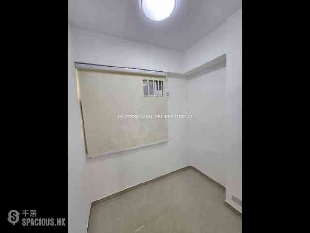 Soho - Cheong Ngar Court 02