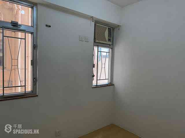 Wan Chai - Wing Tak Building 04
