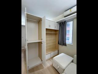 Wan Chai - Luen Fat Mansion 06