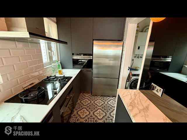 Braemar Hill - Evelyn Towers 02