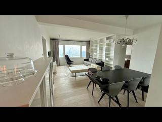Braemar Hill - Evelyn Towers 08