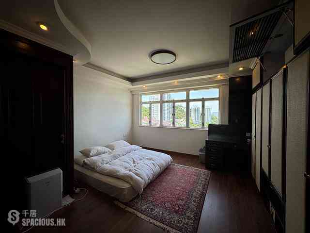 Pok Fu Lam - Scenic Villas 06
