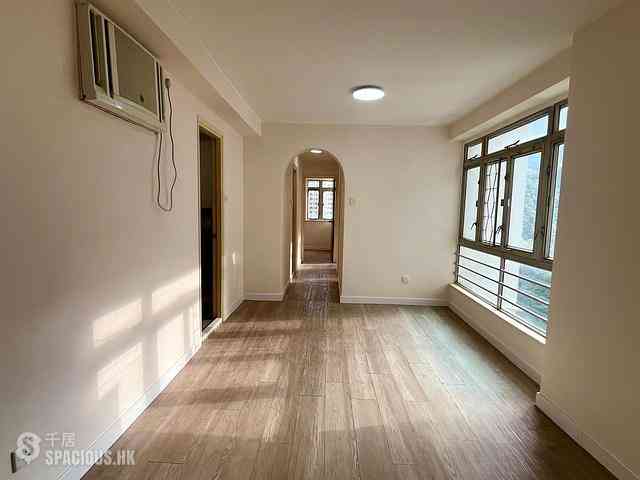 Quarry Bay - Nan Fung Sun Chuen Block 6 03