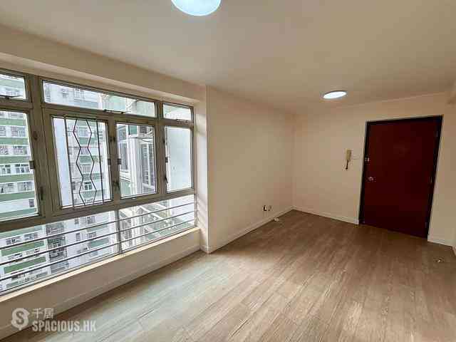Quarry Bay - Nan Fung Sun Chuen Block 6 04