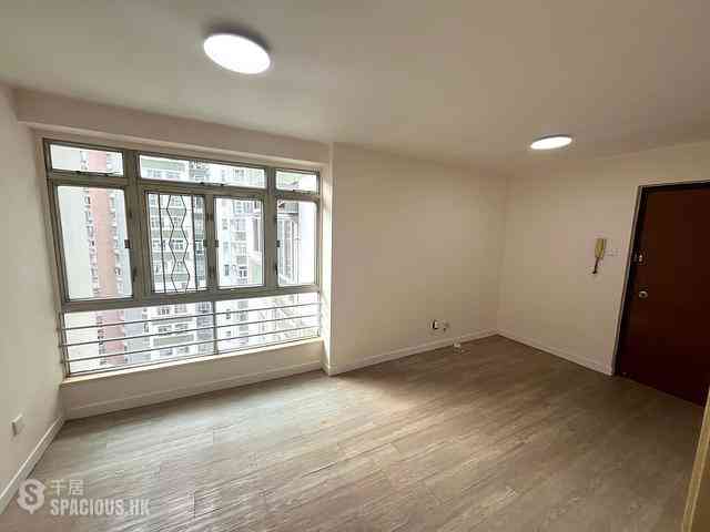 Quarry Bay - Nan Fung Sun Chuen Block 6 11