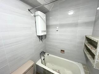 Quarry Bay - Nan Fung Sun Chuen Block 6 14