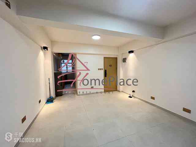 Central - 12, Gough Street 01