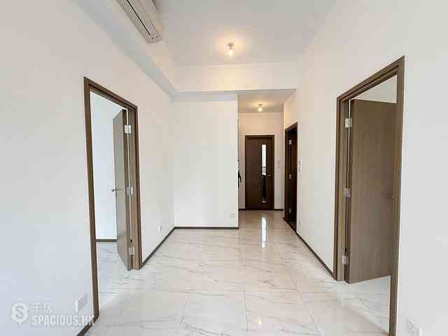 Wan Chai - One Wood Road 01
