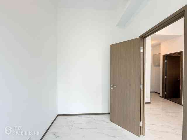 Wan Chai - One Wood Road 03