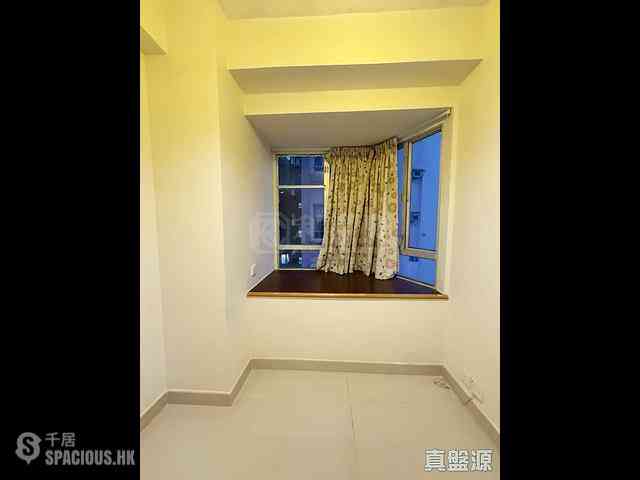 Sha Tin - Chuen Fai Centre Block B 04