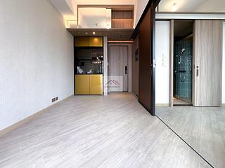 Tai Kok Tsui - Square Mile Phase 5 Gateway · Square Mile 03
