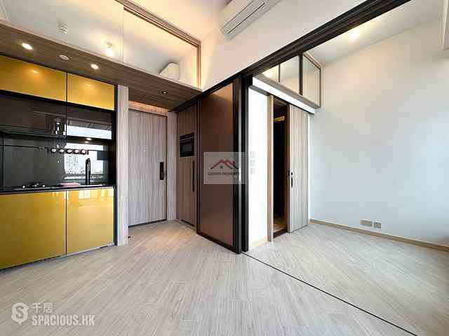 Tai Kok Tsui - Square Mile Phase 5 Gateway · Square Mile 02