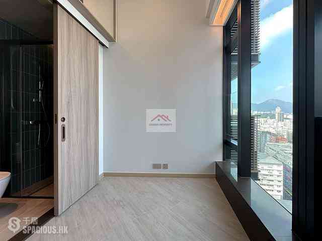 Tai Kok Tsui - Square Mile Phase 5 Gateway · Square Mile 04