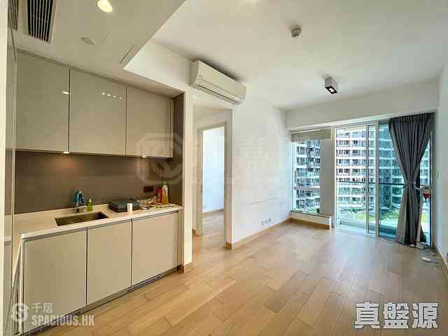 Tseung Kwan O - Monterey Block 8 03