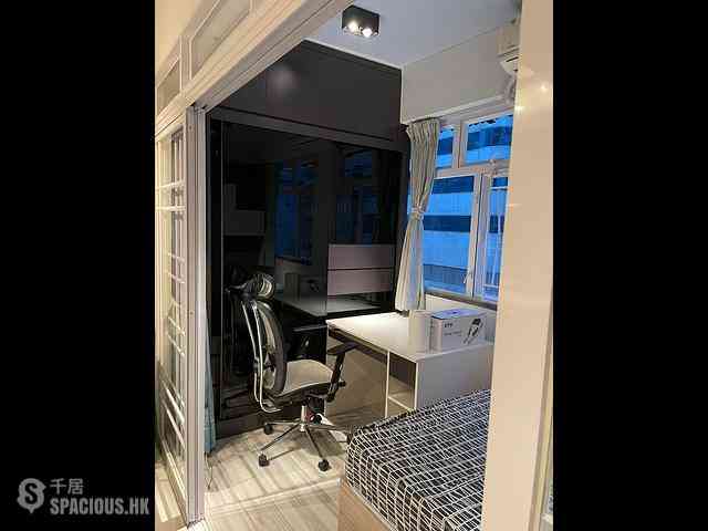 Sai Ying Pun - Wah Lap House 15