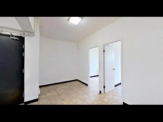 Sai Ying Pun - 320, Queen's Road West 04