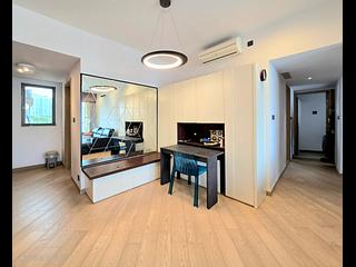 Tung Chung - The Visionary Tower 10 24