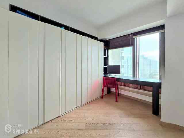 Tung Chung - The Visionary Tower 10 30
