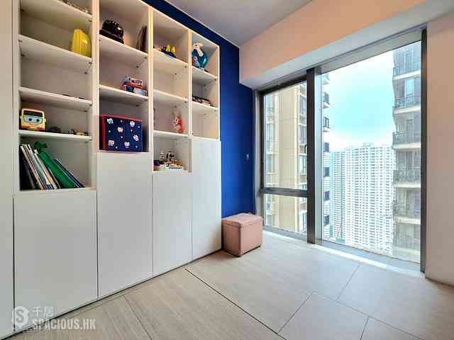 Tung Chung - The Visionary Tower 10 34